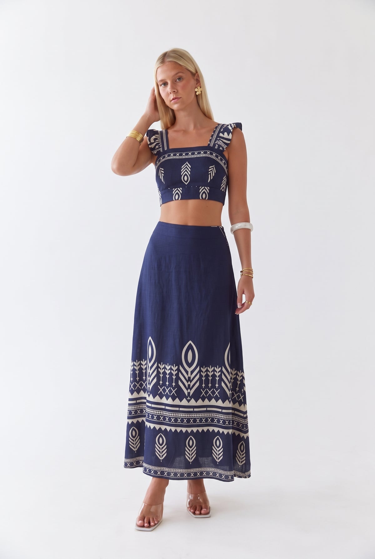 SET AMIRA