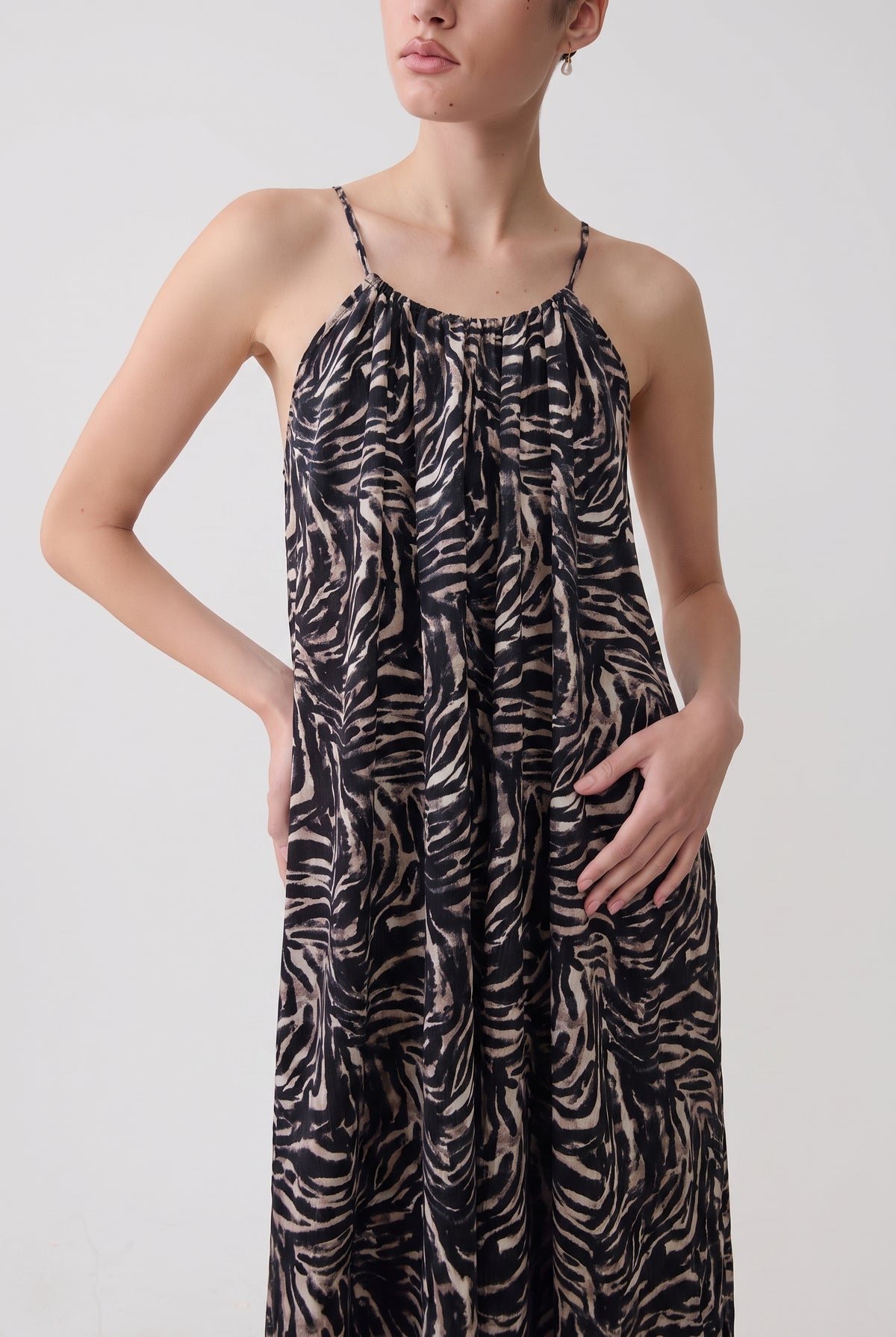 VESTIDO CARMINA