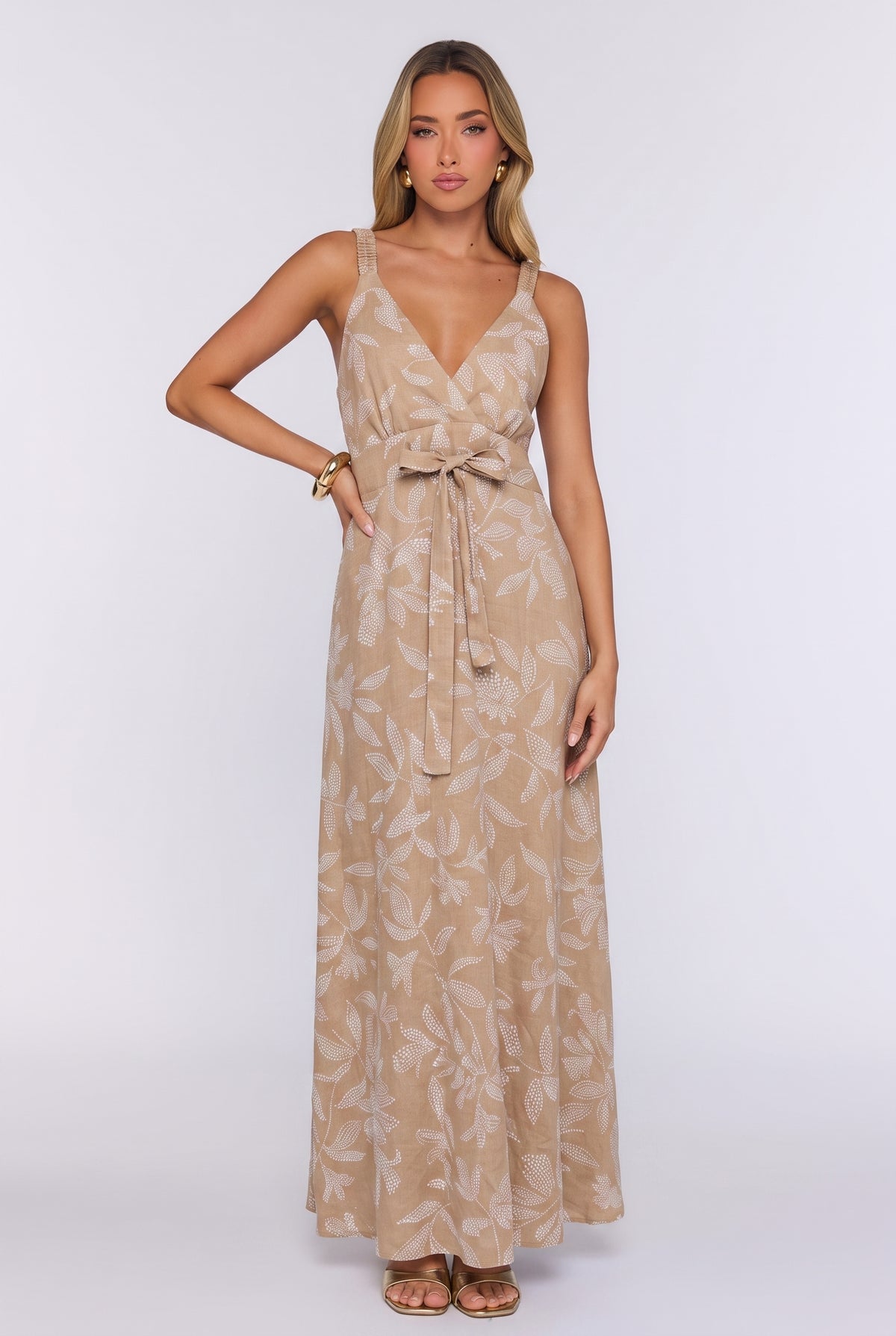 #Color-Beige