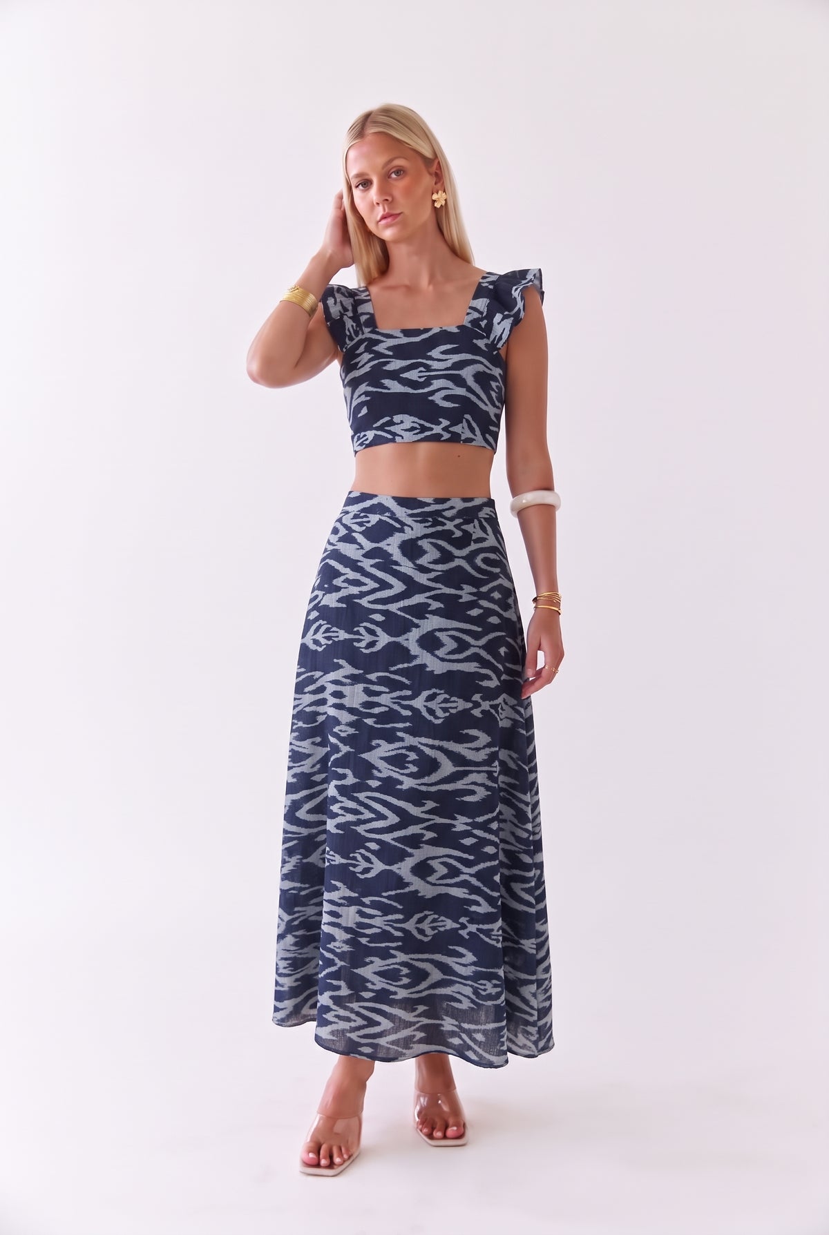 SET AMIRA